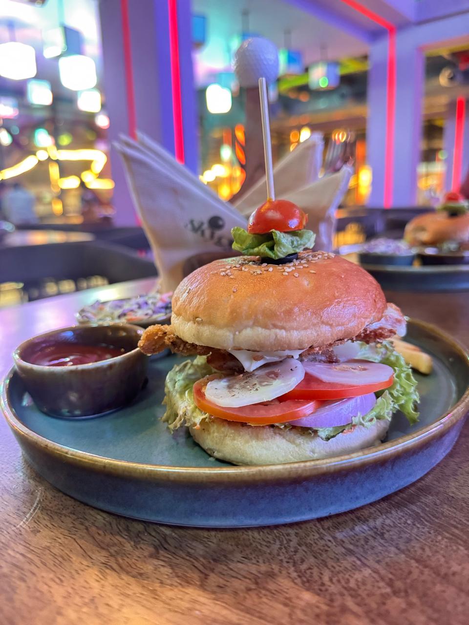 Sky Golf Special Burger